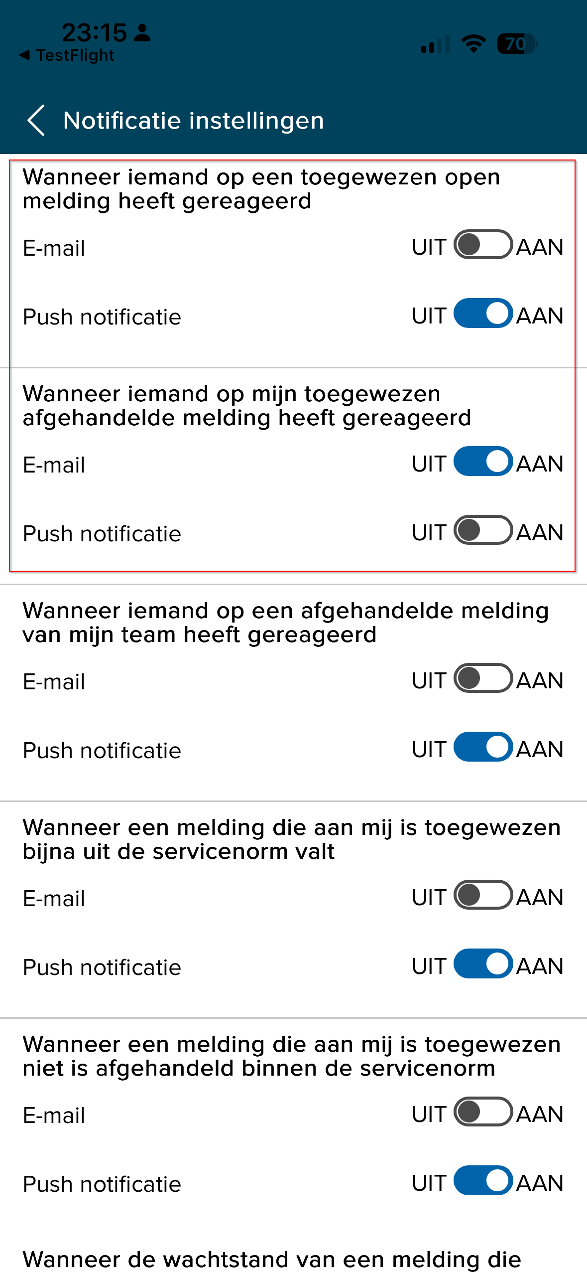 app_notificatie_reactie_open_en_afgehandeld.png